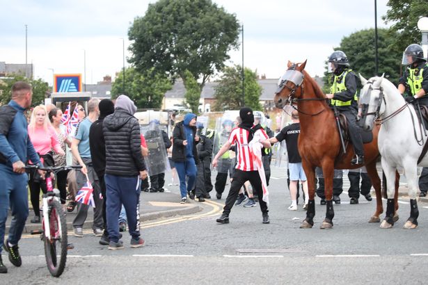 Sunderland rioters throw rocks at Filipino NHS nurses on way to work as emergency cover