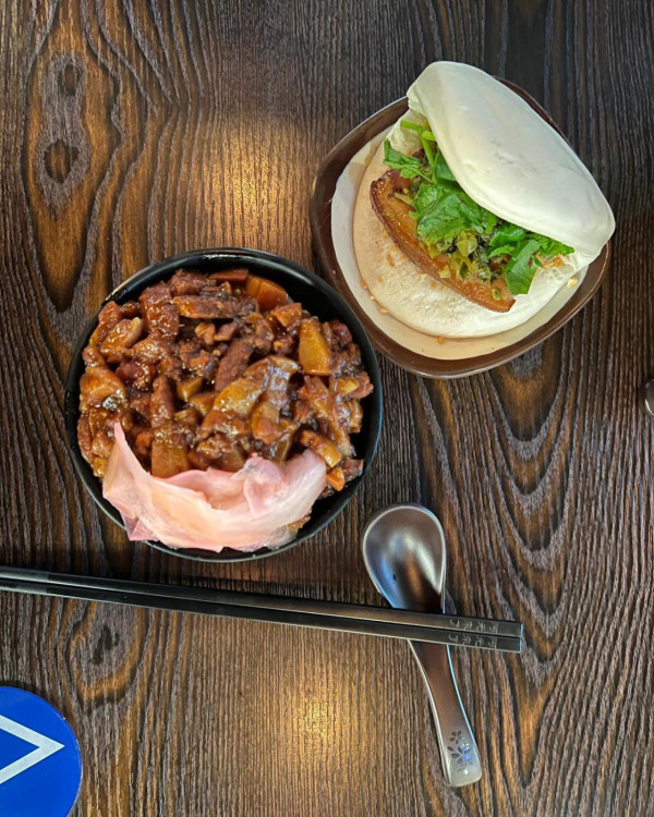 西环美食｜20间西环特色打卡美食推介 海景Café／开心果心太软／夜市小食