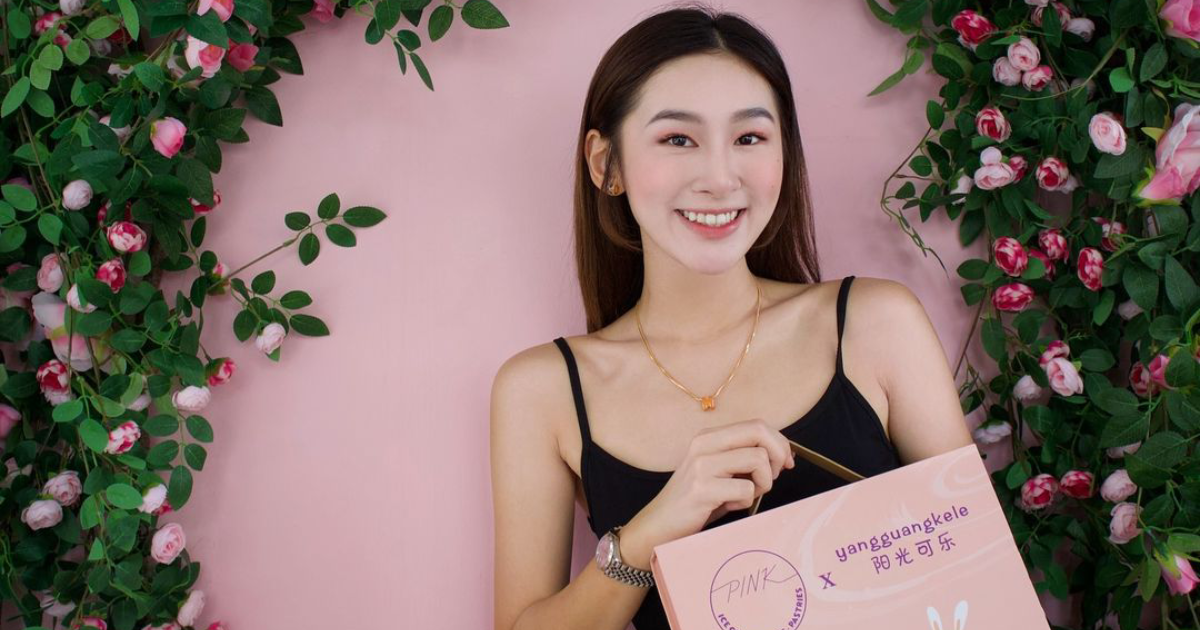 'As long as you are willing': Yang Guang Ke Le on balancing mooncake and cafe businesses with showbiz and getai career