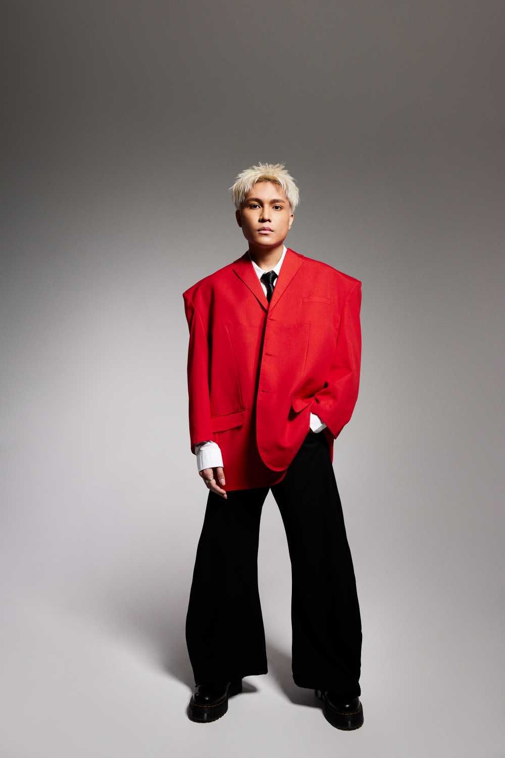 Local singer Firdhaus opens up about studying in Chinese schools, singing in Mandarin