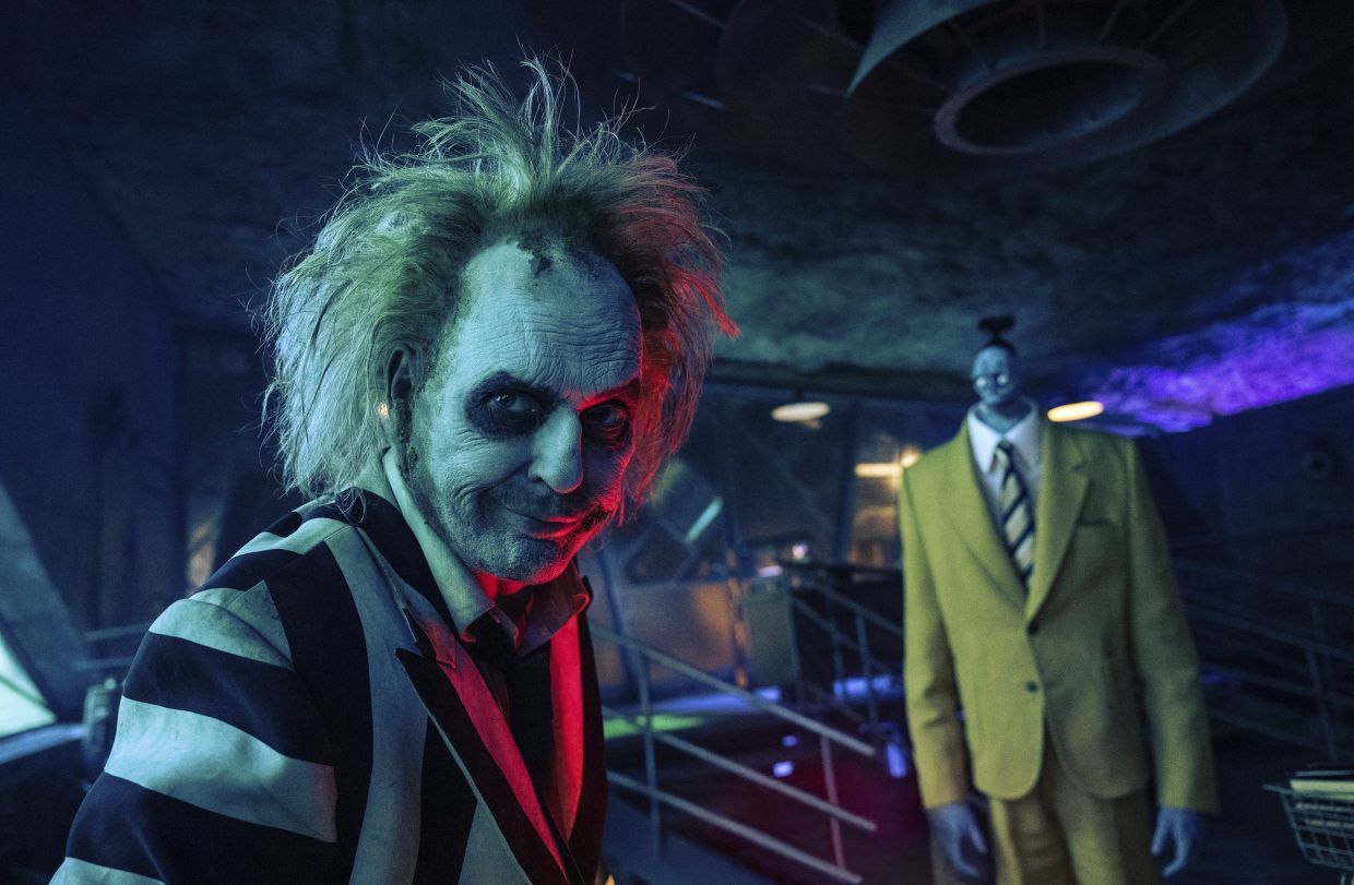 'Beetlejuice Beetlejuice' review: No fresh juice in this beetle