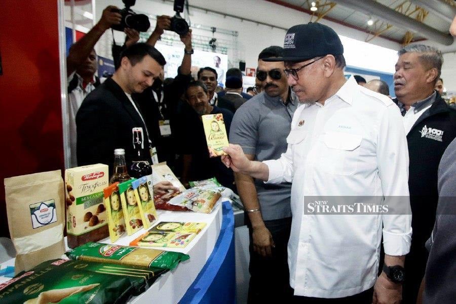 Agro-food sector's 10.9 pct GDP a positive economic signal - Mohamad Sabu