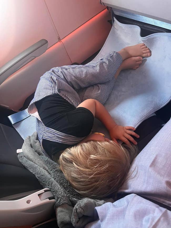 19 Things That’ll Give You A Bit Of The First Class Experience Even If You Fly Ryanair