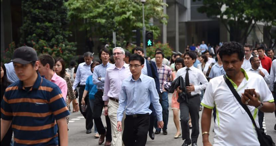 新加坡总人口增加2％ 首次突破600万人