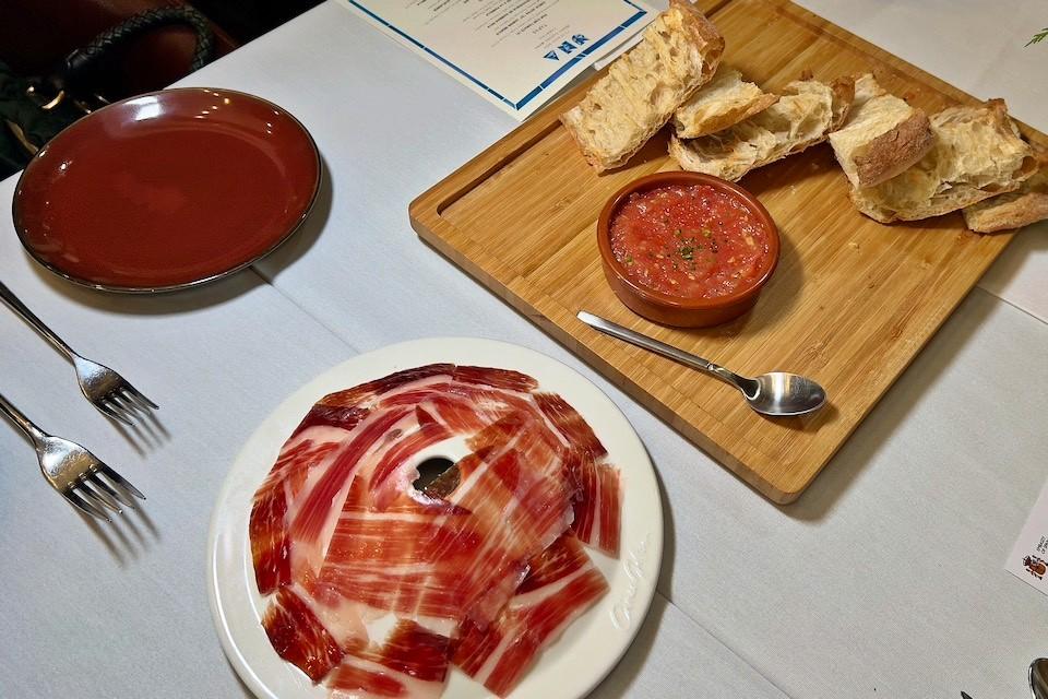 Expat Reporter Douglas Peris Takes You Inside UNA's New Spanish Menu at Alkaff Mansion