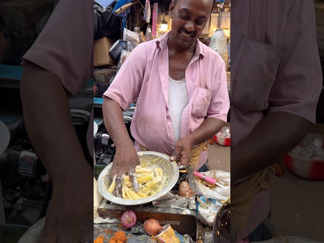 He Sells Crispy Potato Snacks - Indian Street Food