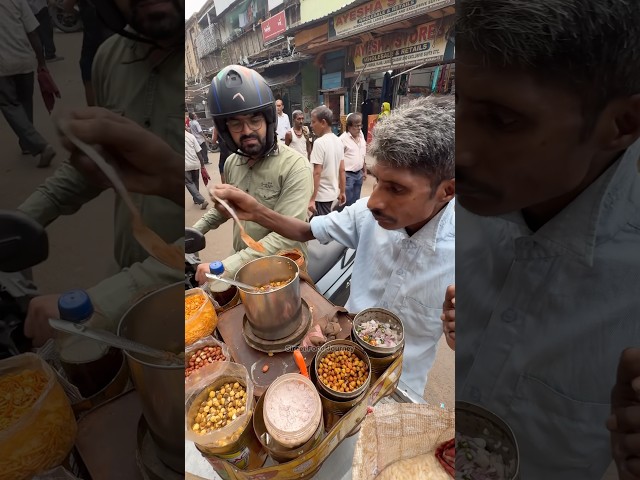 Famous Snack in Kolkata - Indian Street Food