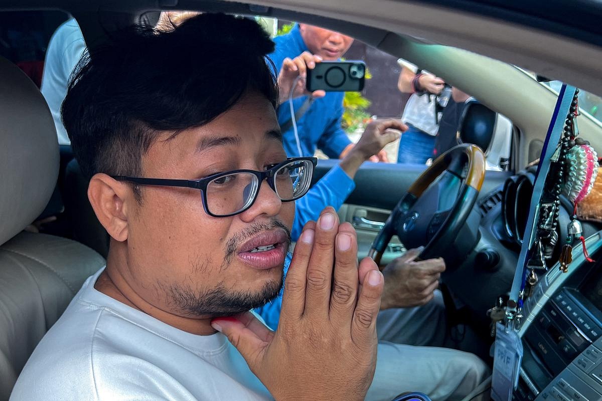 Cambodian journalist freed on bail after apologising for 'harmful' posts