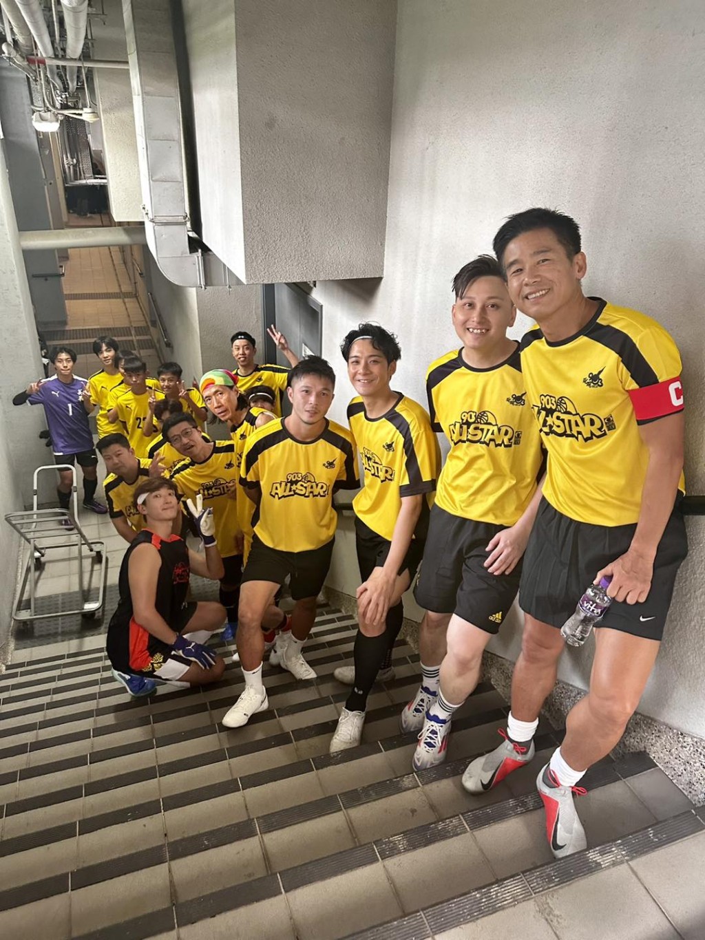 港超｜香港足球先生杀入娱乐圈？ 陈𦘦钧同Jer各入3球