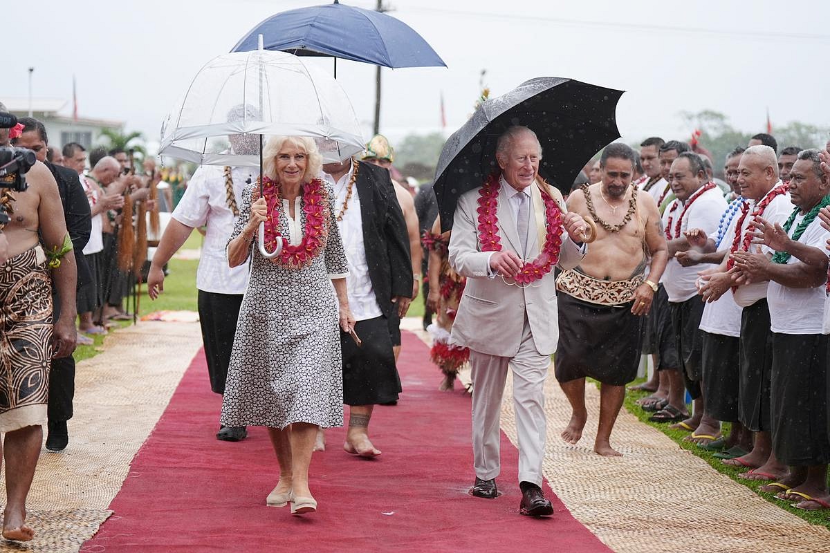 King Charles and Queen Camilla leave Samoa's Commonwealth summit