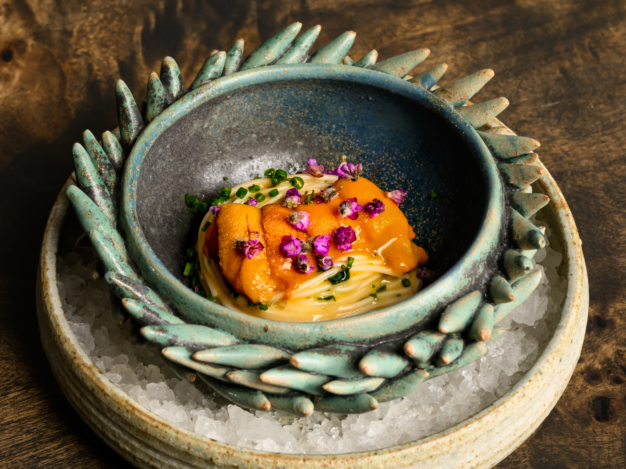 We try Taiwanese fine dining at Iru Den, an intimate 31-seater in a colonial house along Scotts Road