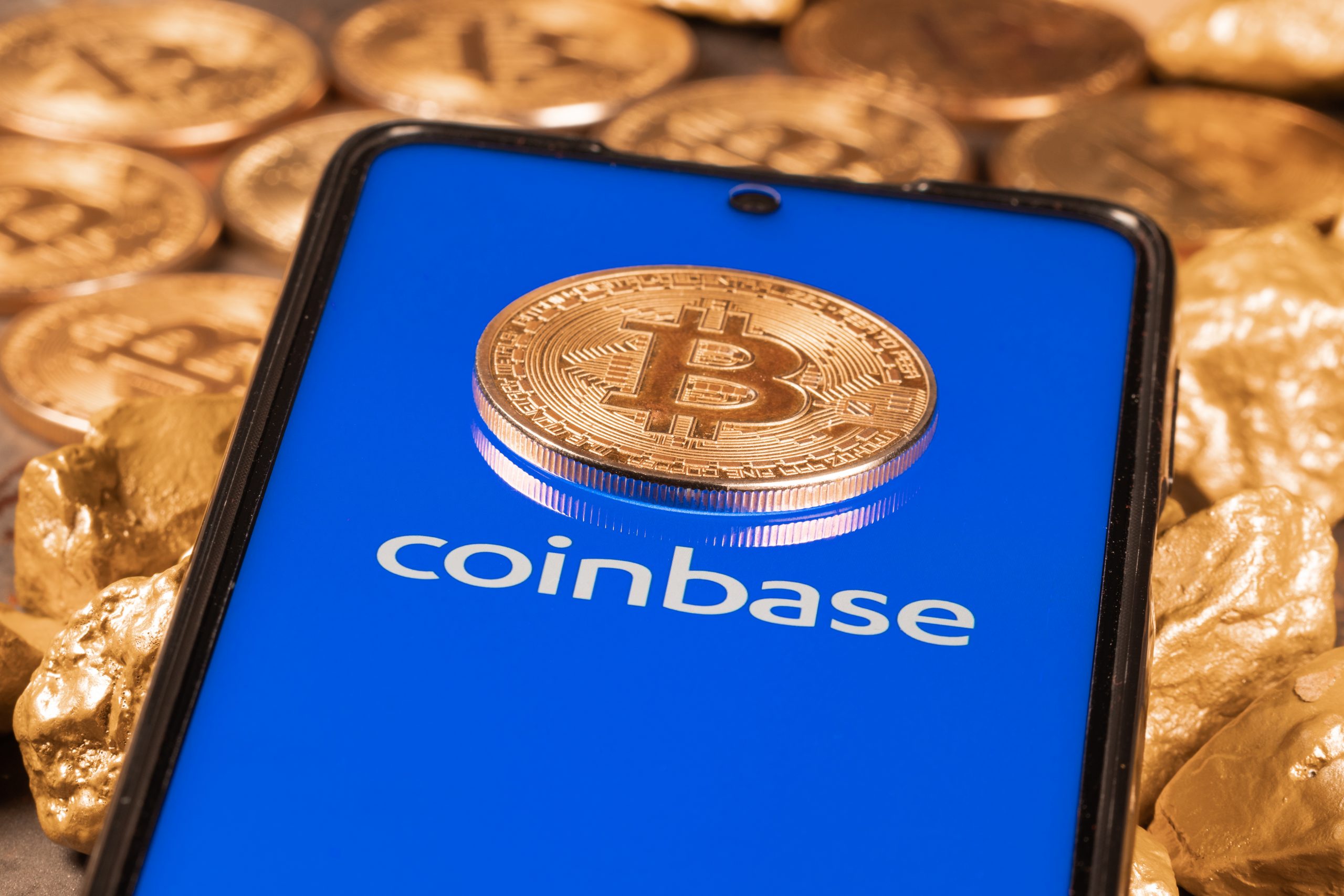 Former Trump official holds up to $5m in Coinbase shares
