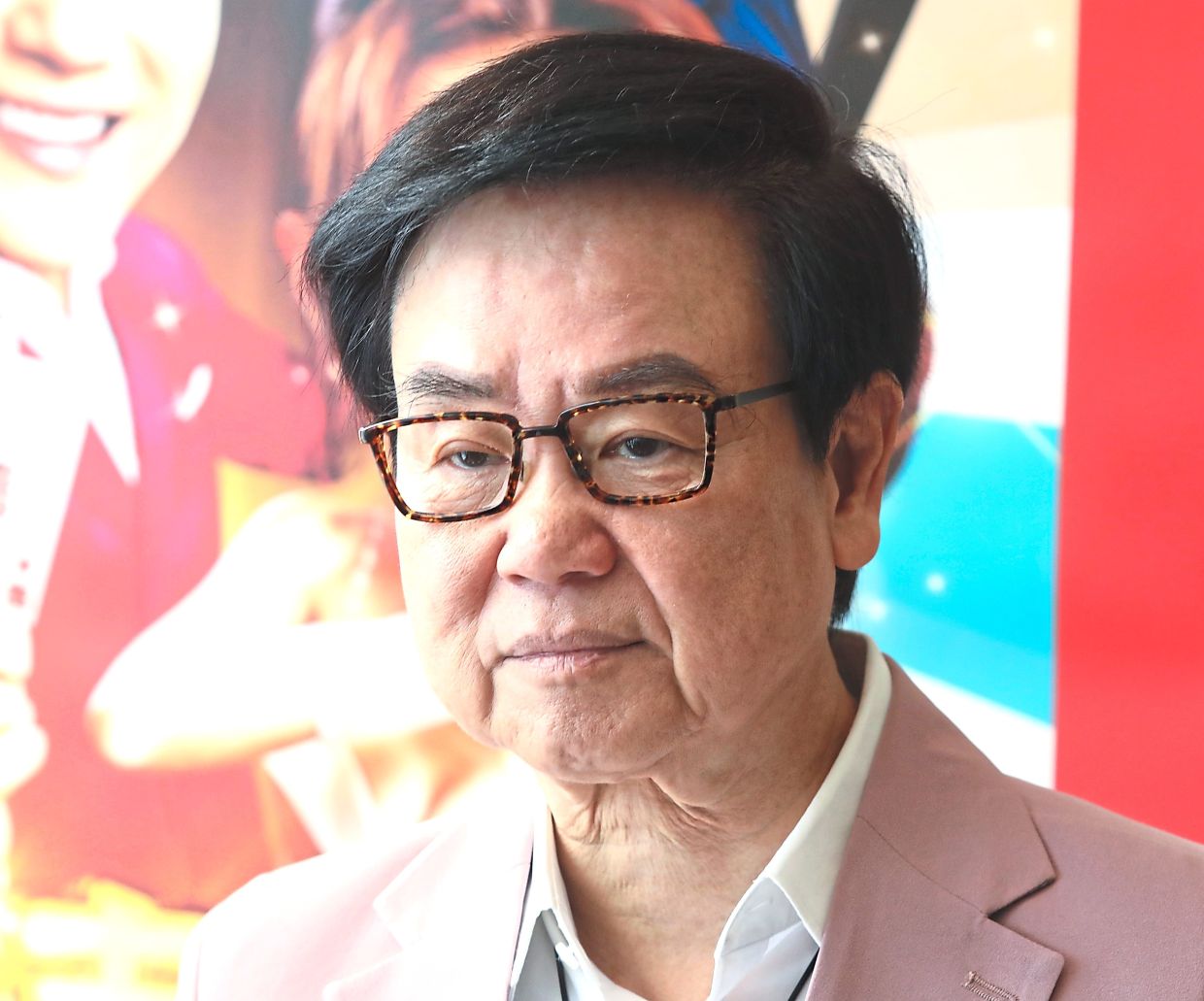 Special award for veteran film producer Raymond Wong