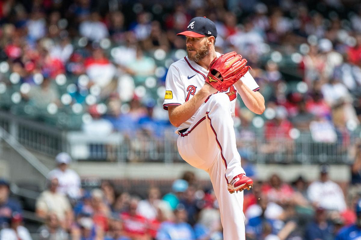 Braves' Chris Sale, Tigers' Tarik Skubal collect Cy Young Awards