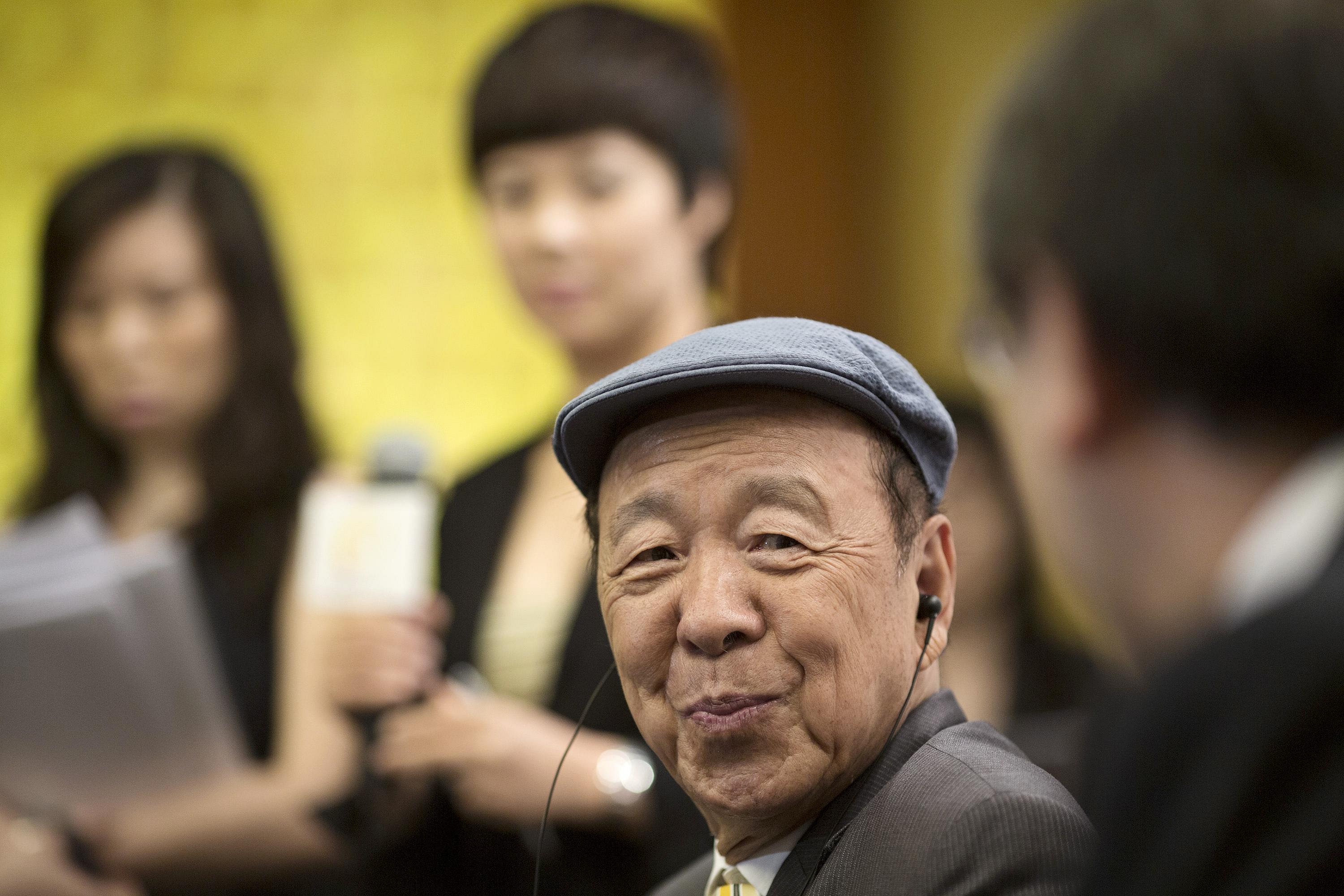 Lui Che Woo, casino tycoon who hit jackpot in Macau, dies at 95