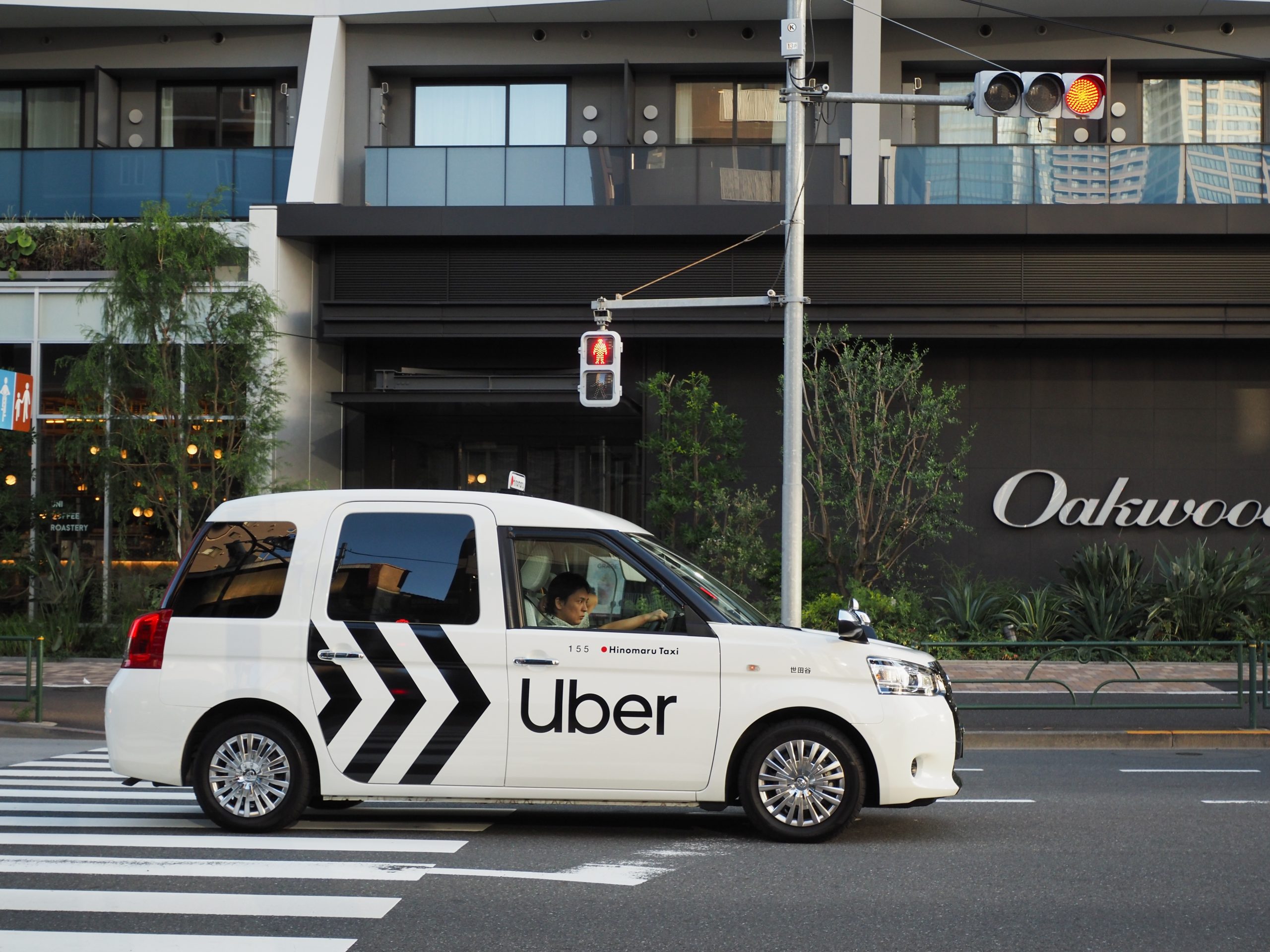 Uber to acquire Taiwan’s fleet operator Crown Taxi