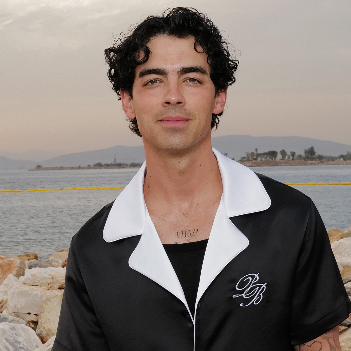 Joe Jonas Unveils Massive Upper Thigh Tattoo That'll Have You Saying "Aye Aye Captain"