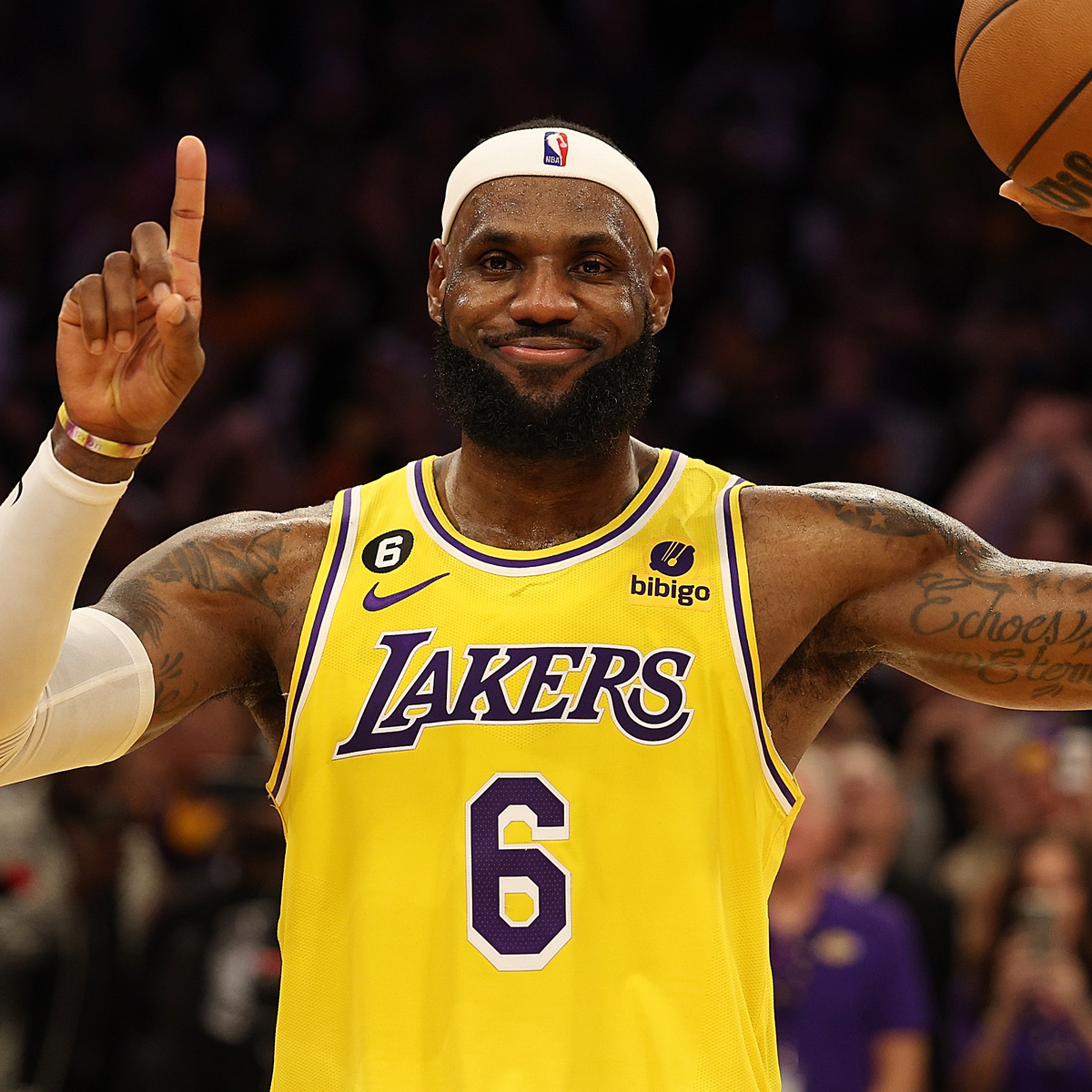 LeBron James Makes NBA History After Return to Los Angeles Lakers