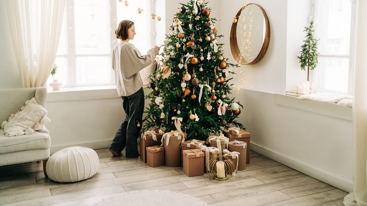 When you should take down your Christmas tree as 'evil spirits' could remain