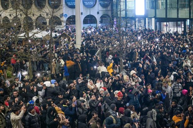 Thousands of revellers gather in Birmingham city centre for scam 'firework spectacular'