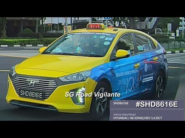 havelock road Hyundai ioniq taxi fail to conform to red light signal