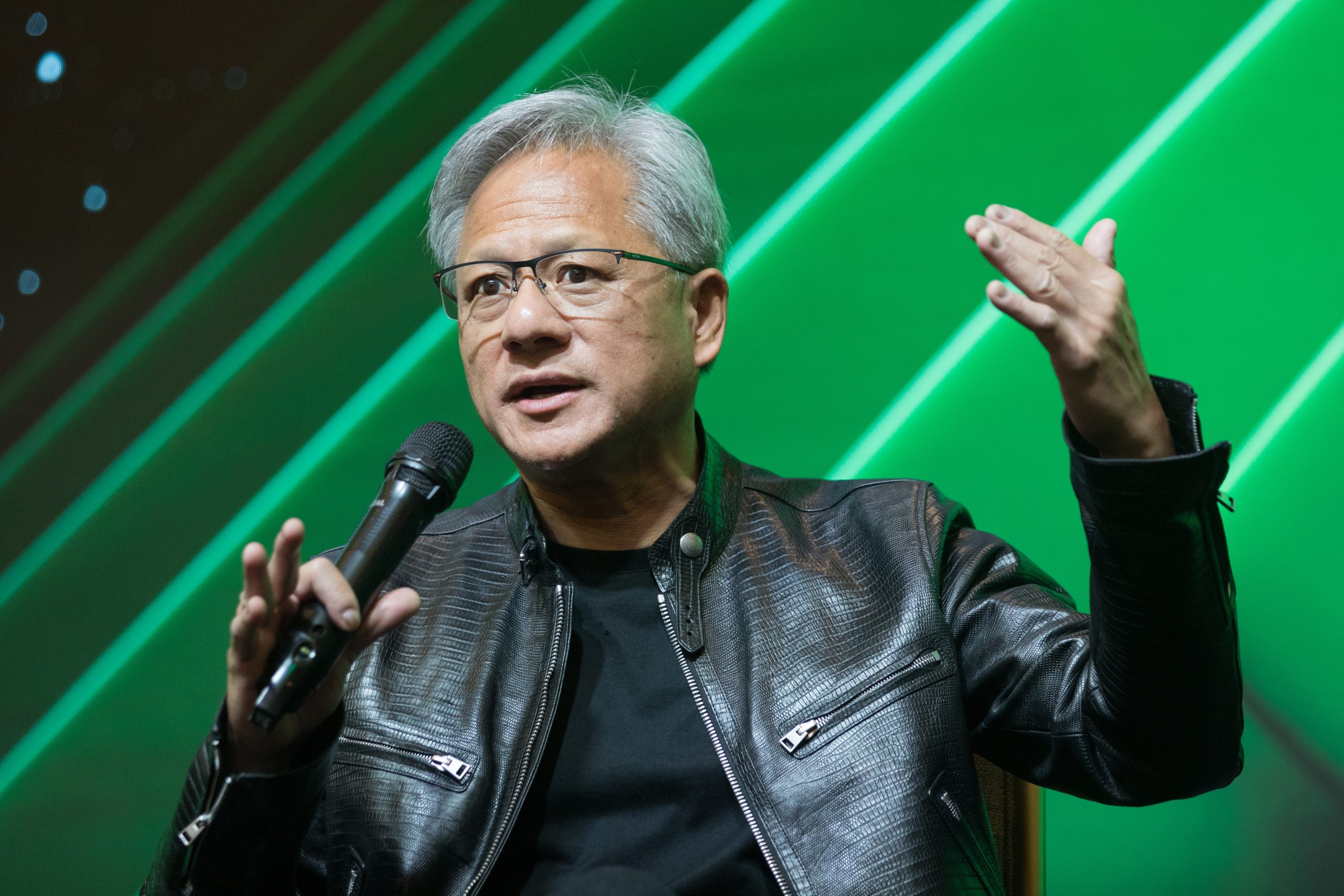 Nvidia CEO starts selling shares under $865m plan