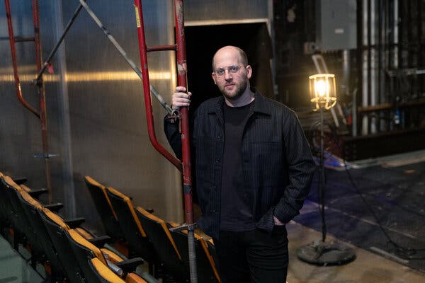 Prolific Producer to Take Over Theater That Was Too Costly for Nonprofit
