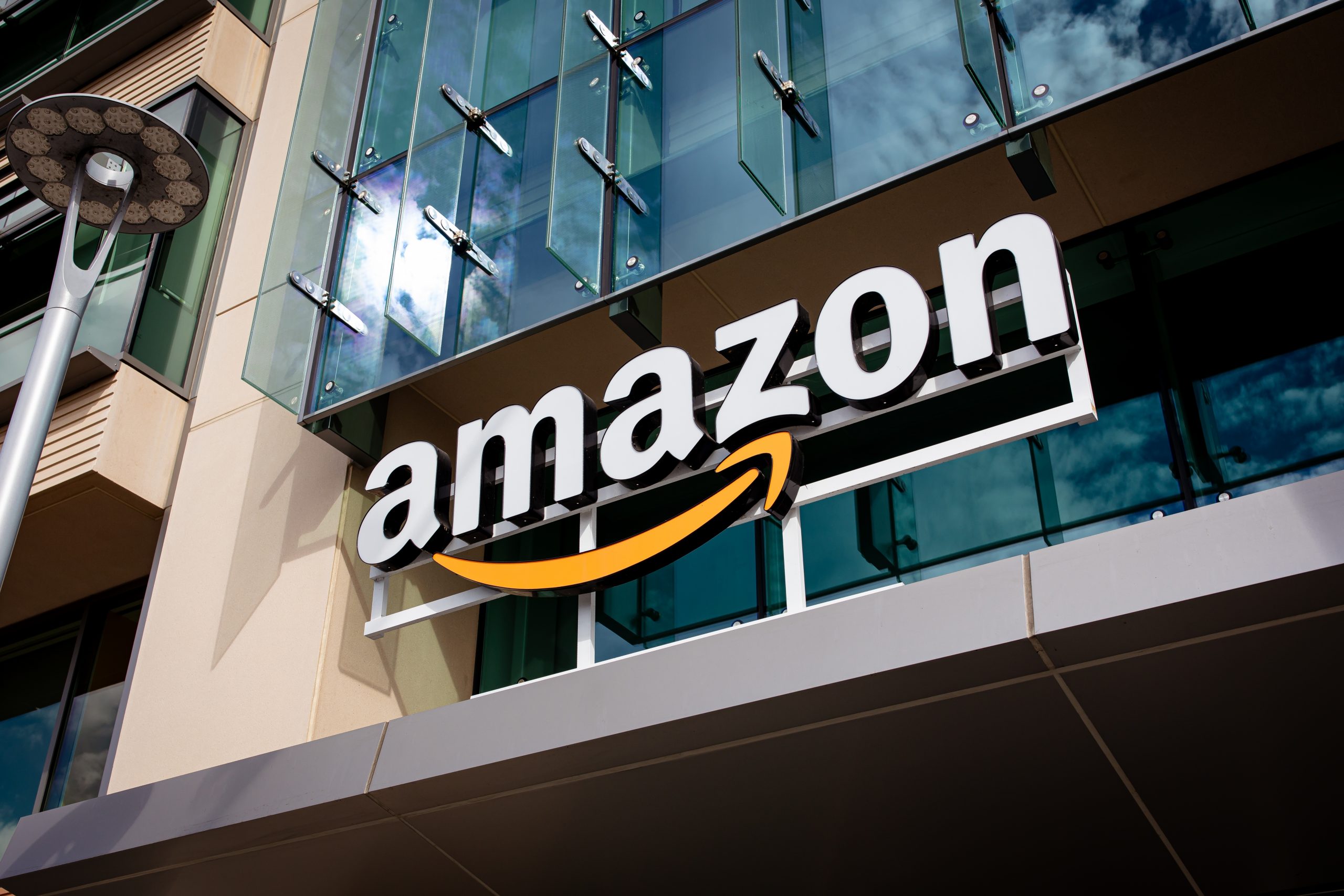 Amazon, UC San Diego’s new method speeds up AI training efficiency