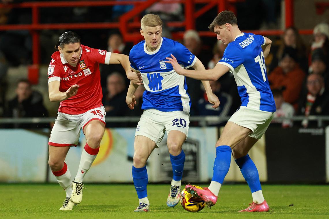 Wrexham, Birmingham share spoils in Hollywood derby