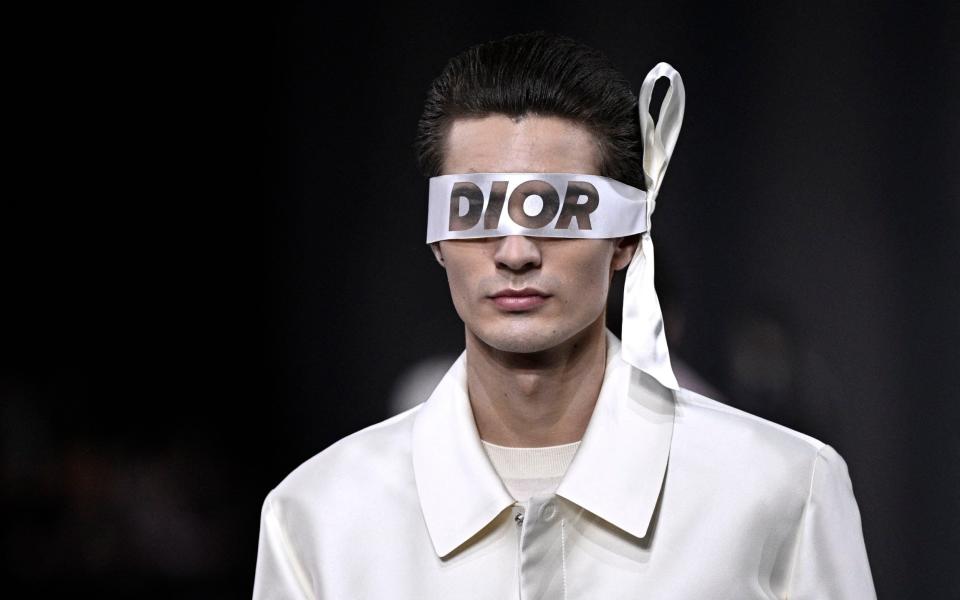 Anna Wintour awards Dior’s Kim Jones the Legion of Honour in Paris