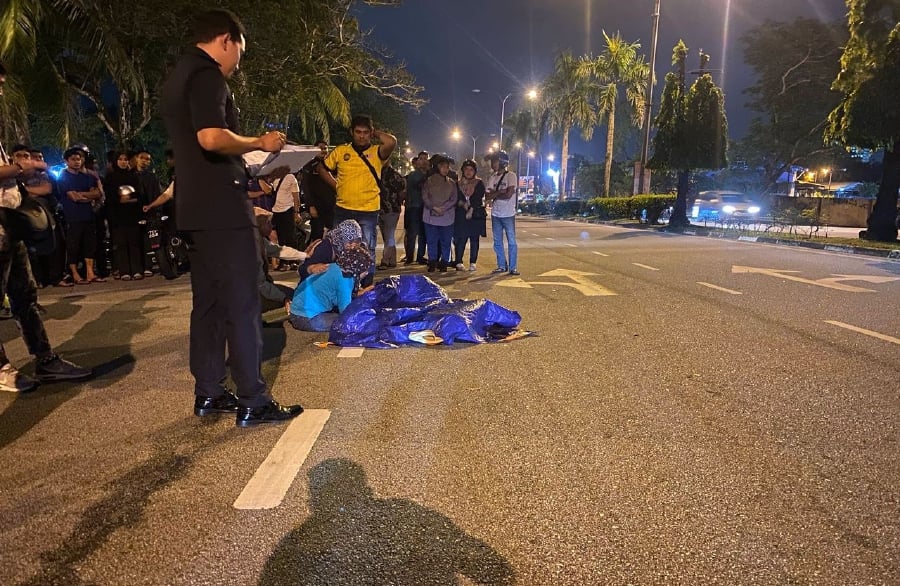 18-year-old dies after being run over by bus in Terengganu