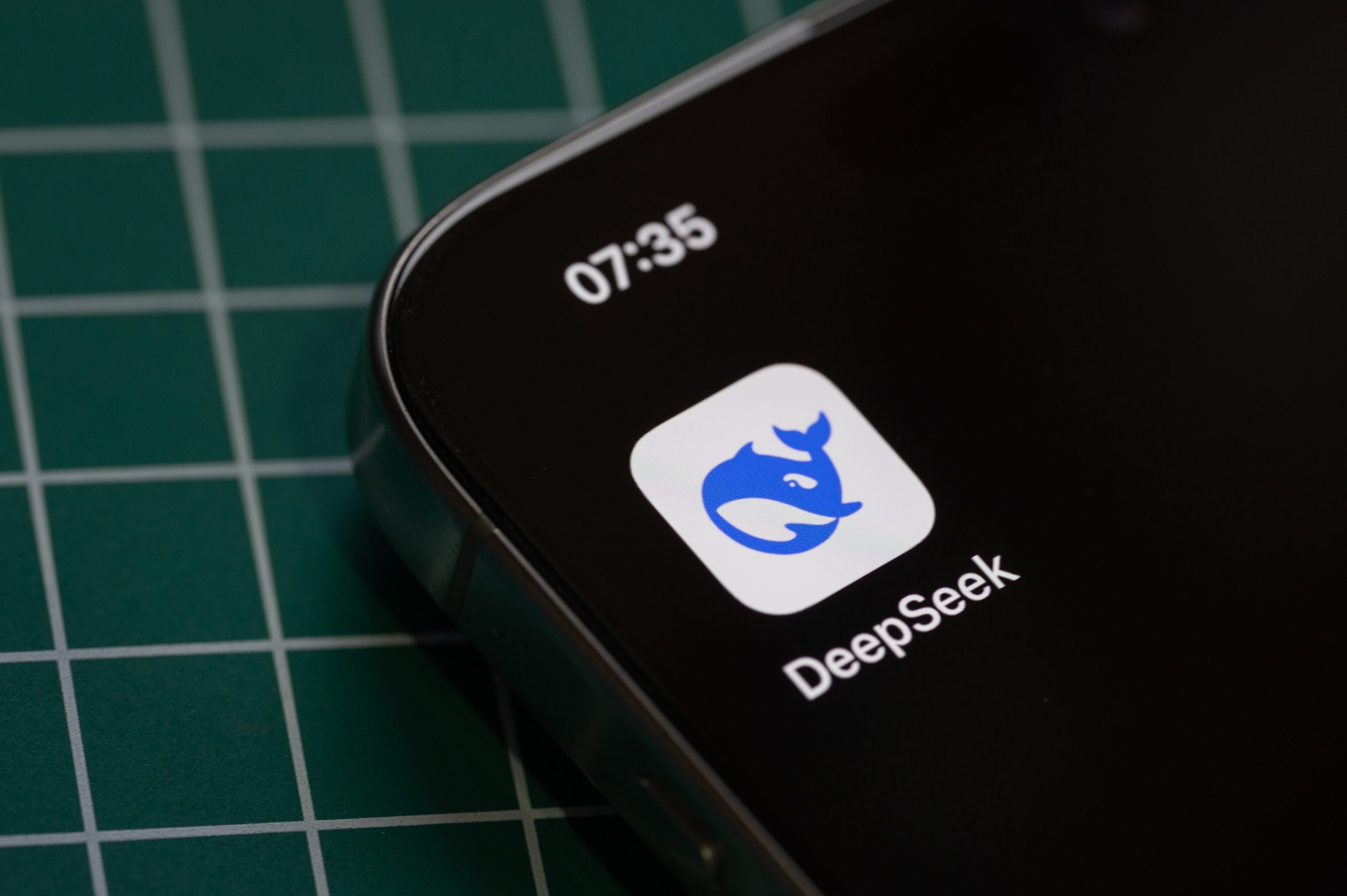 DeepSeek’s R1 upgrade challenges Google, OpenAI