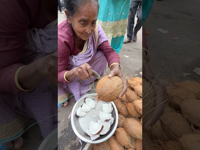 Kolkata Auntie Sells Peeled Coconut - Indian Street Food