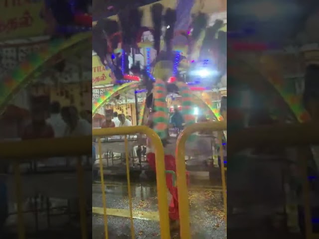 新加坡小印度，小印度屠妖节游行
