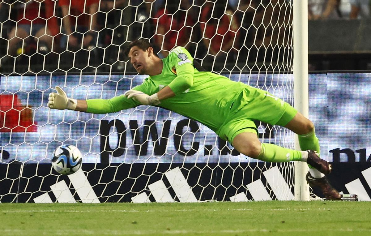 Courtois out of Belgian squad for World Cup qualifiers