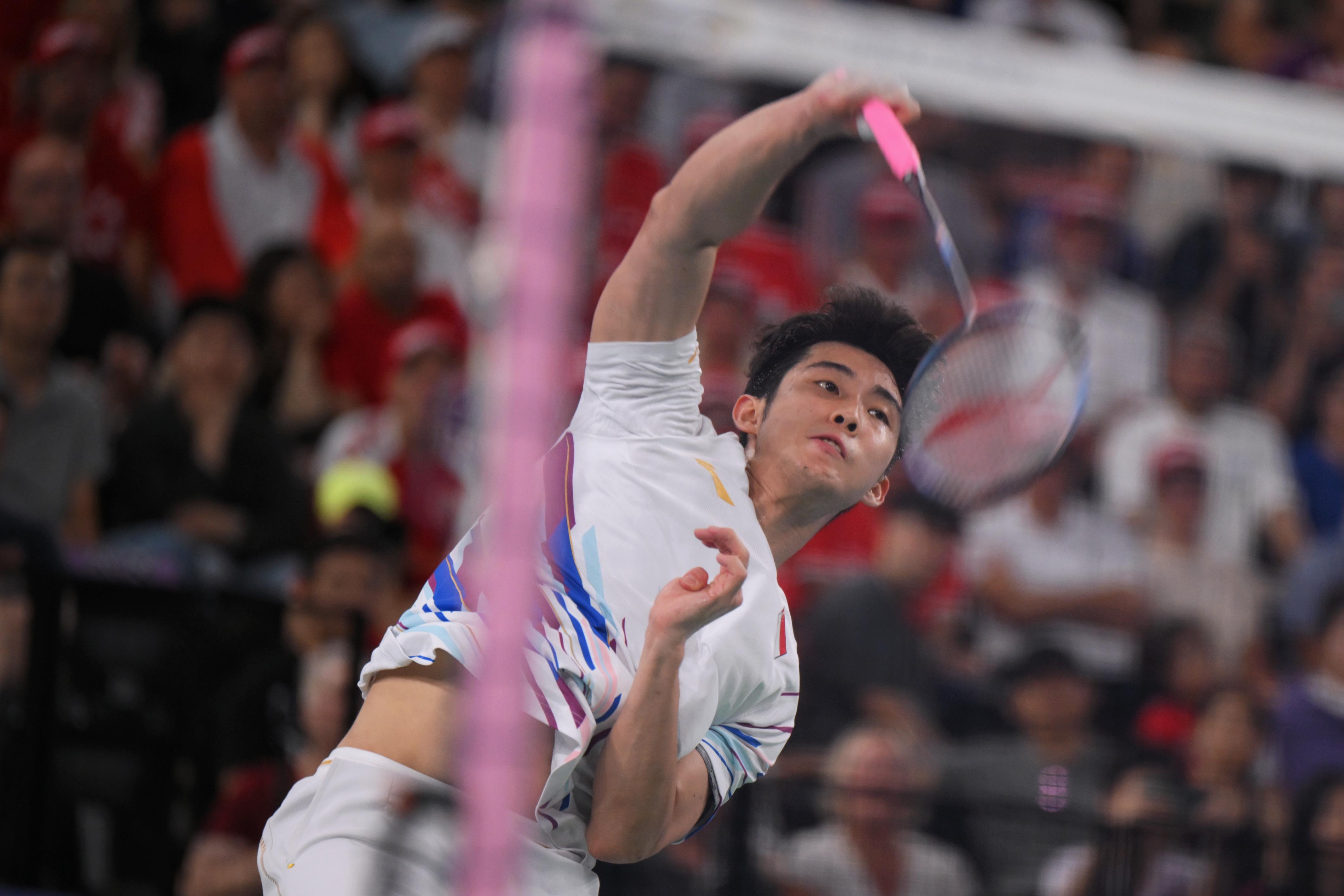 Loh Kean Yew through to Badminton Asia Championships quarter-finals