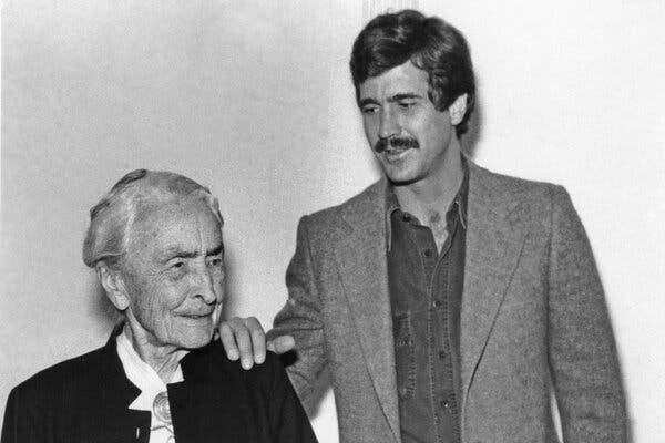 Juan Hamilton, Georgia O’Keeffe’s Companion and Contested Heir, Dies at 79