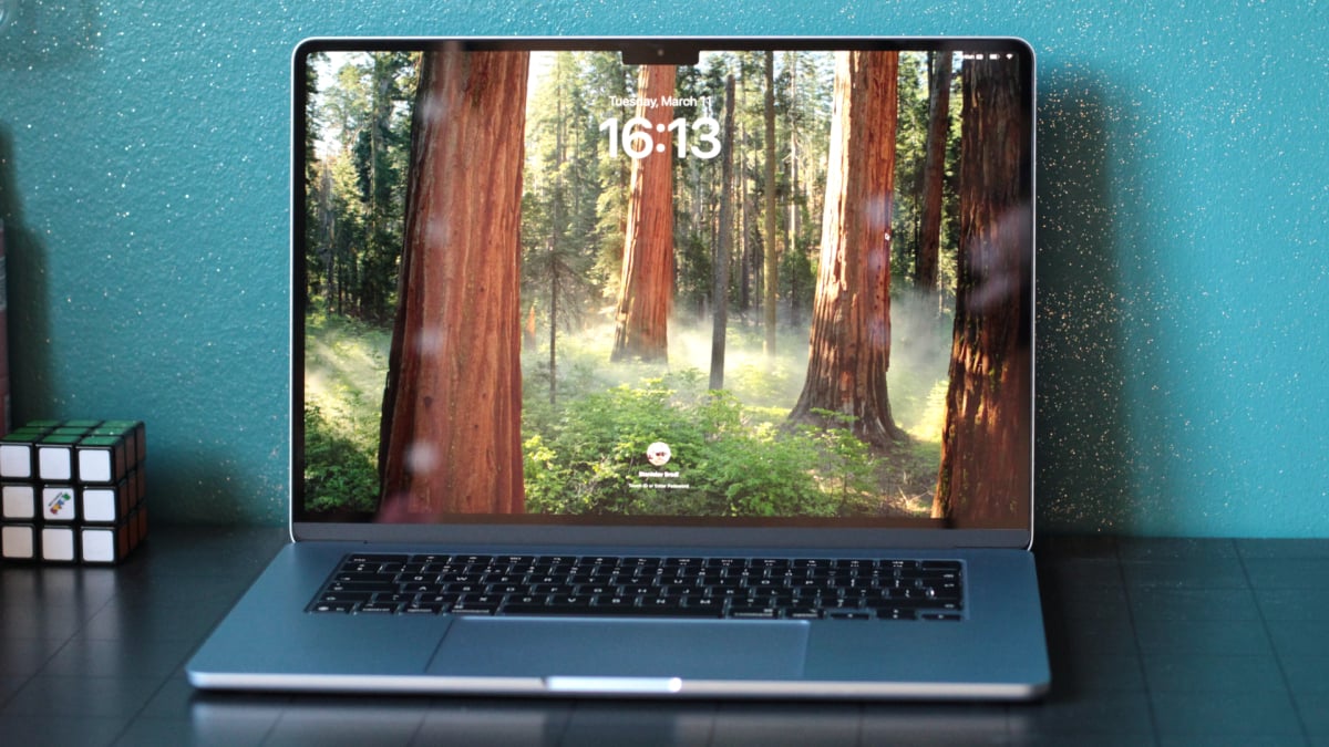 Hands on with the M4 MacBook Air: The sky blue color is SO subtle