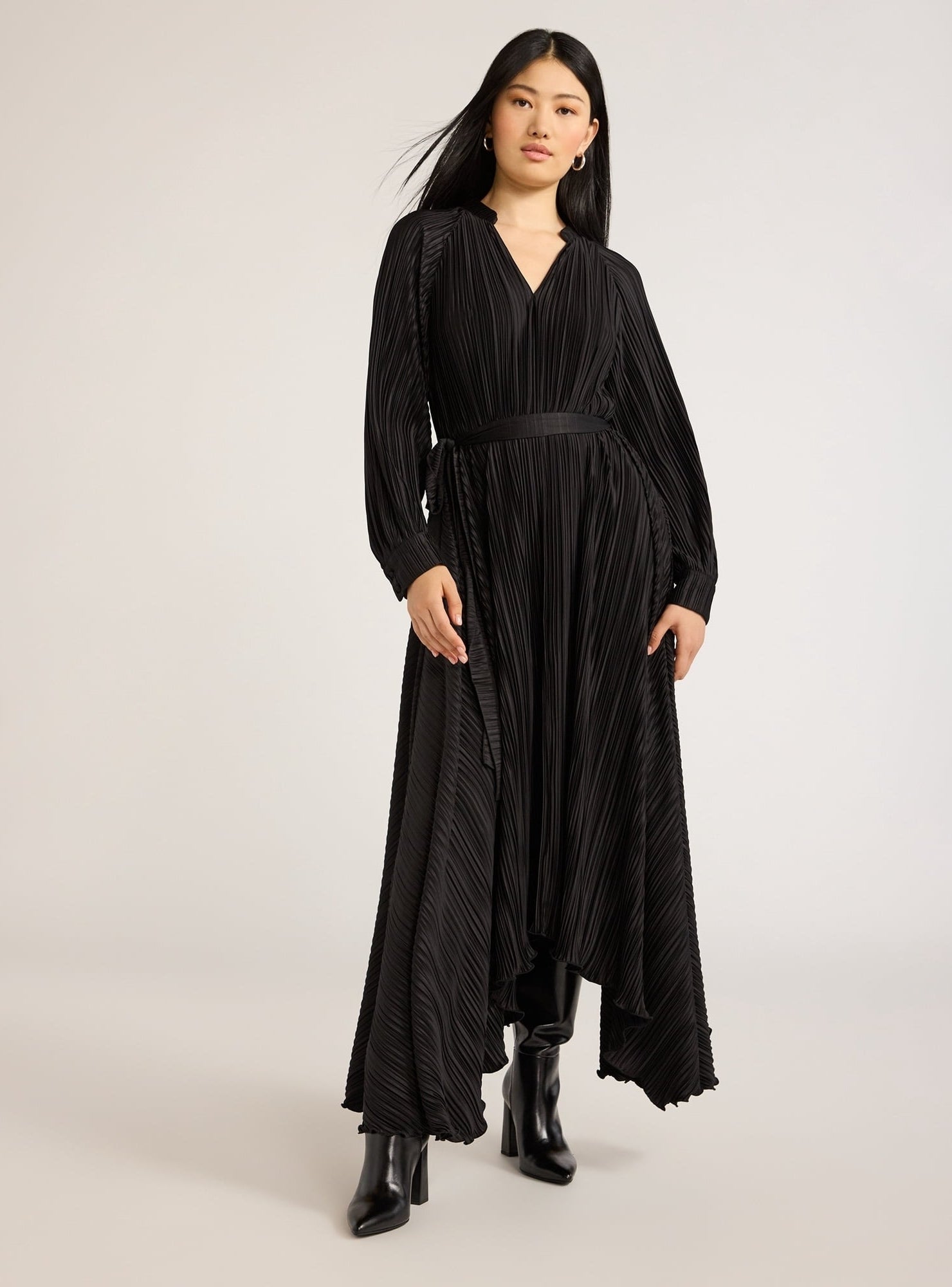 25 Walmart Pieces That'll Prove Upgrading Your Wardrobe Doesn't Have To Be Way Too Expensive