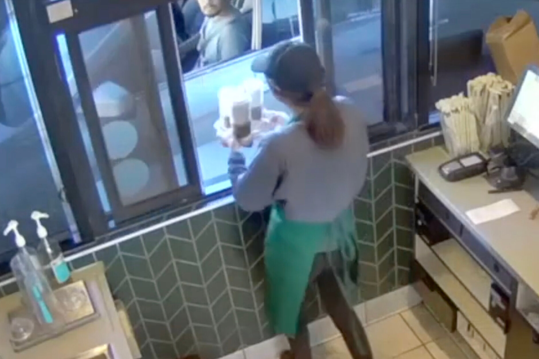 Jury Awards $50 Million to California Man Burned by Starbucks Tea