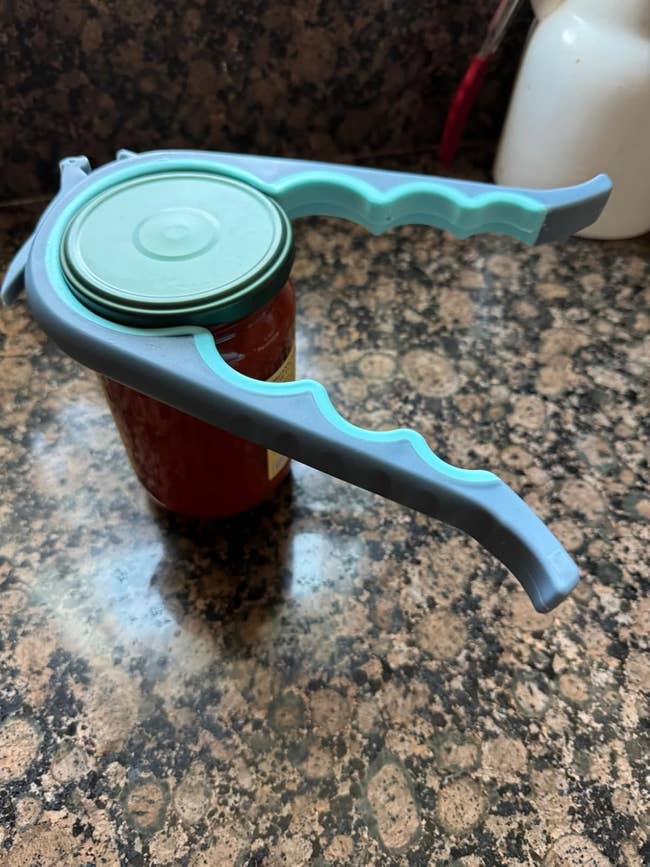 34 Mundane But Extremely Useful Items Future You Would High-Five You For Buying