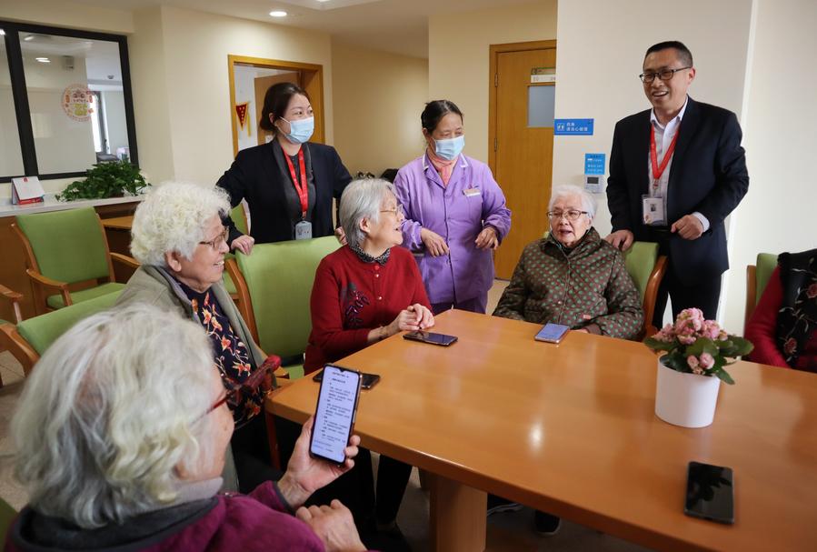 AI brings golden opportunities for China’s silver-haired generation