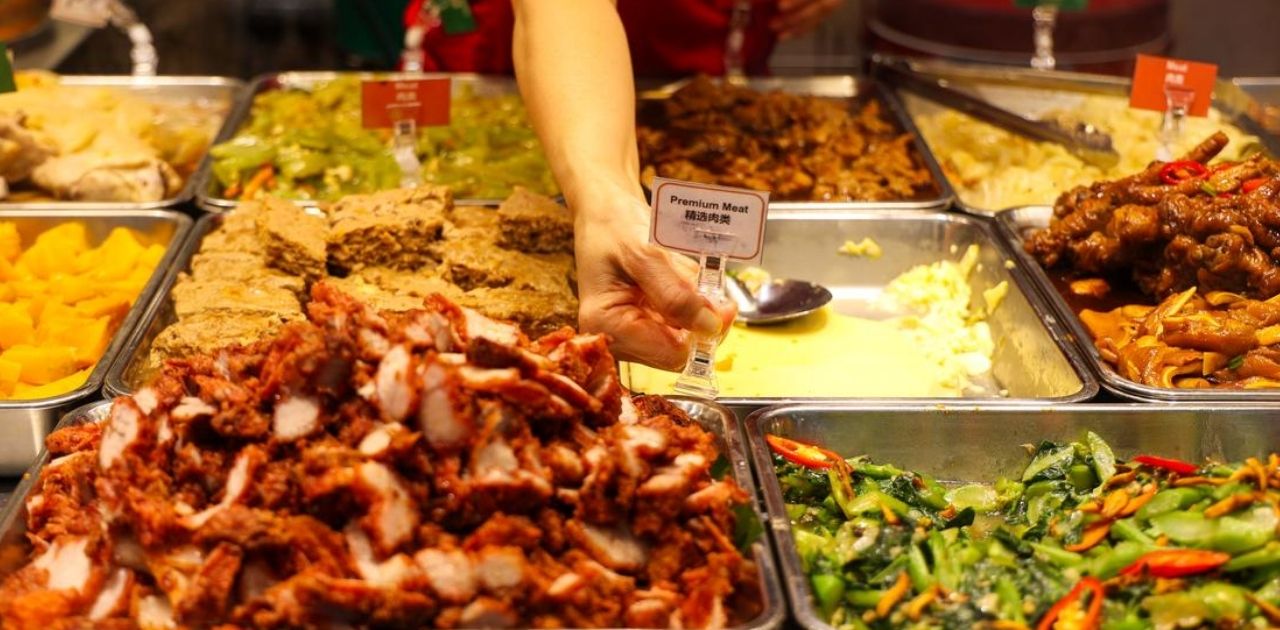 Koufu Introduces Colour-Coded Price Labels for Economy Rice Stalls in Singapore