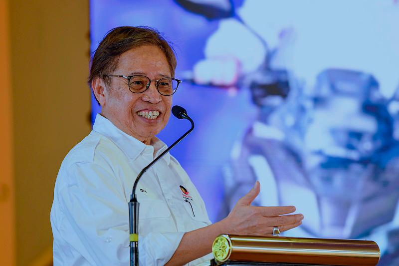 New roads are for progress, not illegal racing - Abang Johari