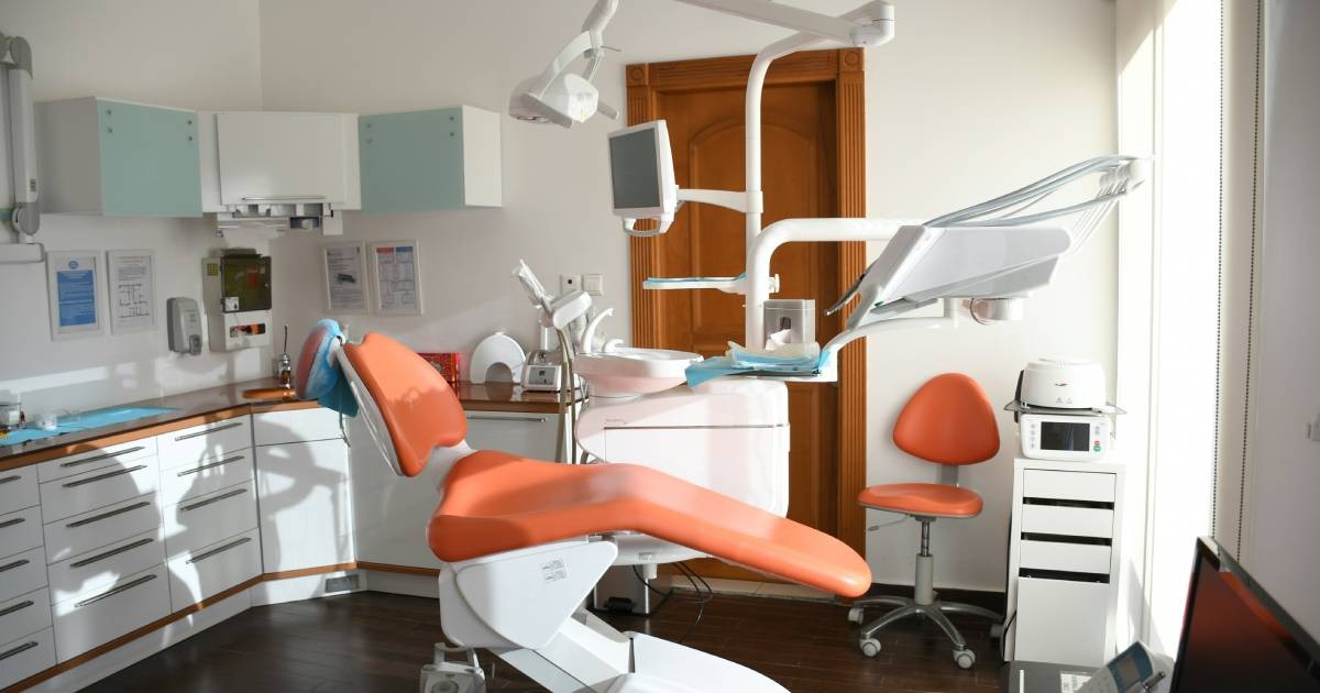 7 affordable dental clinics in Singapore for scaling, polishing, and more (2025)