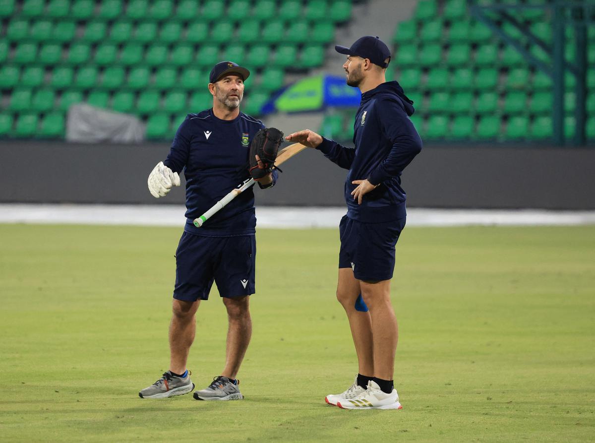 Walter steps down as South Africa limited-overs coach