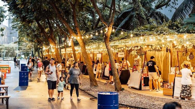 Sentosa Festive Market: Elevate