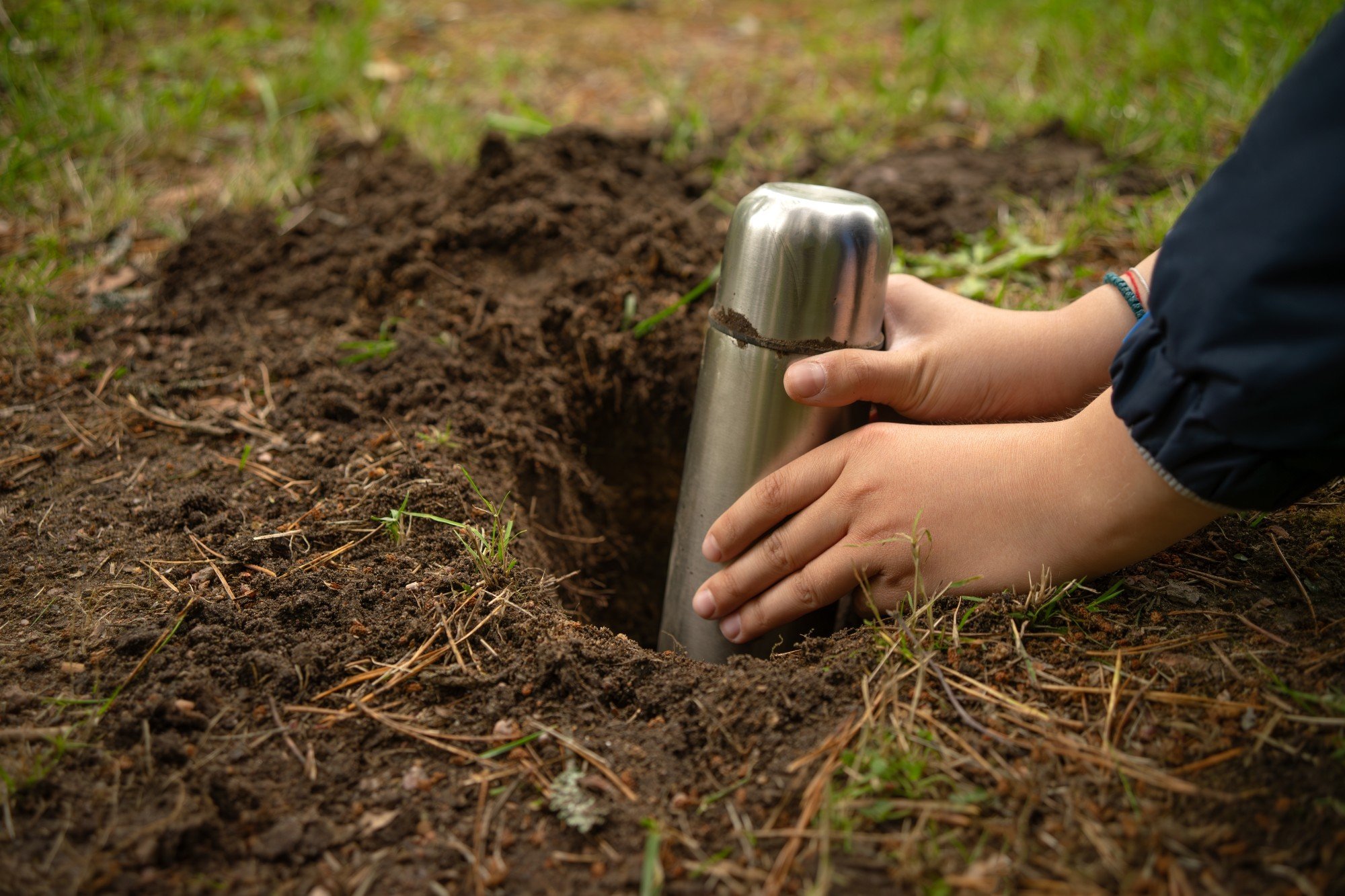 Japanese student gains 32 million views as only one to dig up eight-year-old time capsule