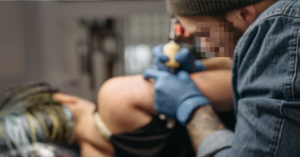 MAN WENT ON JUST 7 DATES WITH WOMAN & SHE ALREADY TATTOOED HIS NAME ON HER THIGH