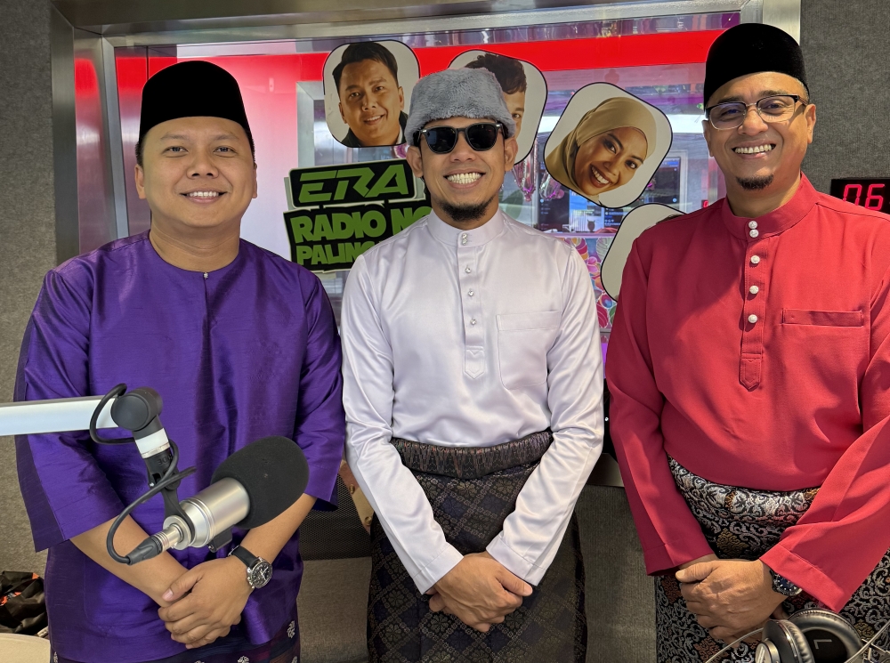 Three Era FM DJs who went viral for video seemingly mocking Thaipusam back on duty